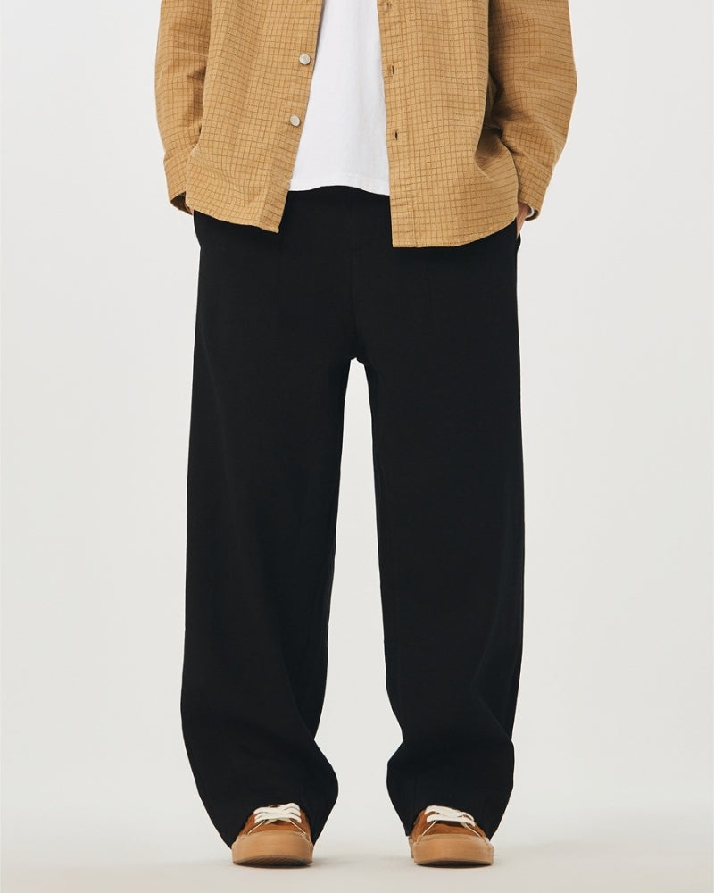 Relaxed Fit Wide-Leg Joggers