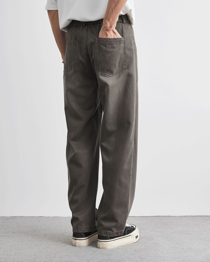 Washed Easy Straight-Leg Denim Jeans