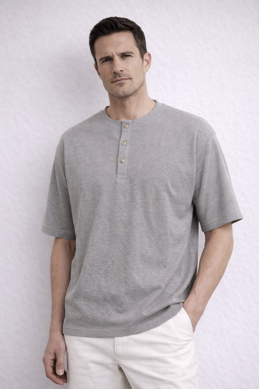 Camiseta Henley Esencial